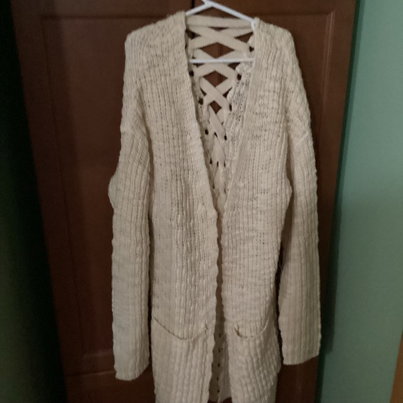 Poof apparel med cardigan small mint condition off white - Picture 3 of 9